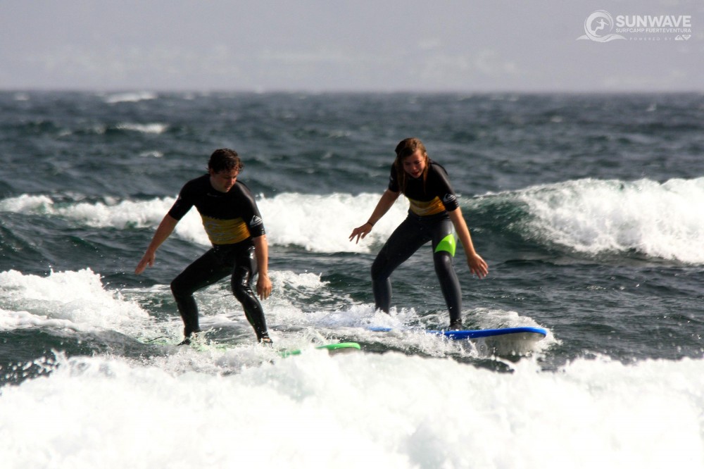 Reef Surfing North Shore Fuerteventura - Surfer Images 2016.08.30